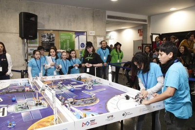 nat de 6è de l'escola Marinada al torneig First Lego League (Font: Escola Marinada)