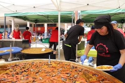 Paella popular (Foto: Ajuntament. Autor: Juanjo Bermejo)