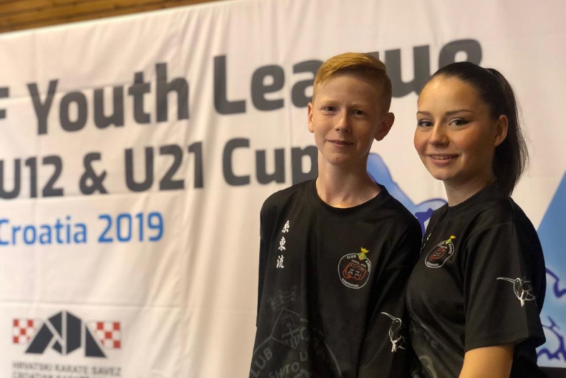 Teresa López i Bernat Vilà en l'Open Youth League (Foto: Club Karate Montornès)