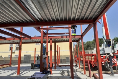 Construcció del Centre Juvenil Sputnik al carrer del Molí 