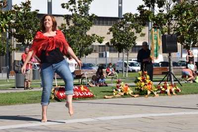 Actuació de l'Esbart Dansaire de Montornès a la Diada Nacional de Catalunya (2018)