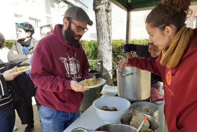 Gastronomia durant la jornada dedicada a la dona al Nepal