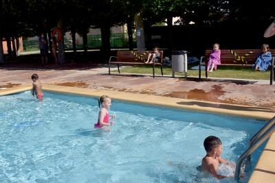 Activitats a la piscina amb totes les mesures de distància i seguretat