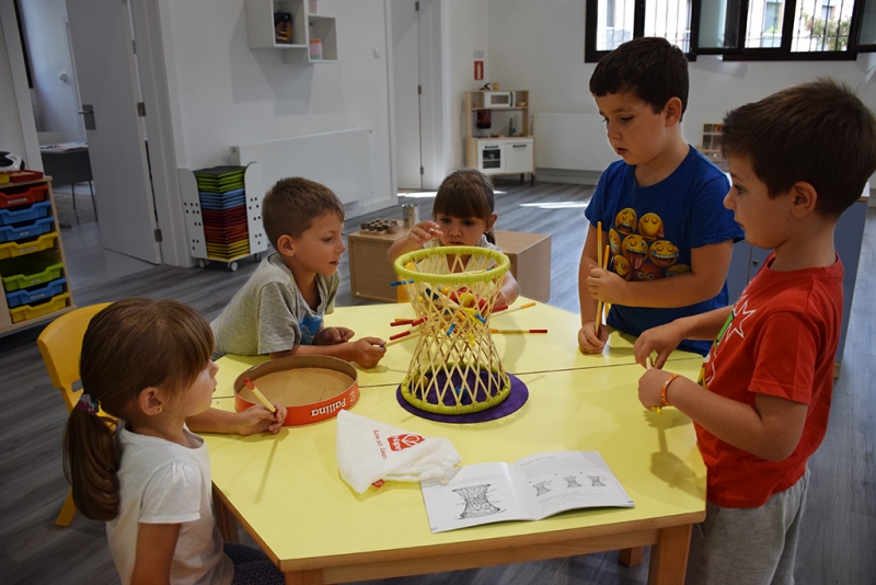 Activitat al Centre Infantil Pintor Mir (imatge d'arxiu)