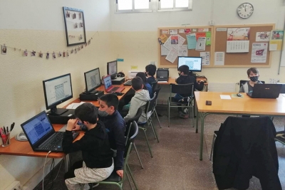 L'equip de l'Escola Can Parera que participa en el Torneig Mundial. (imatge: Club d'Escacs Montornès)