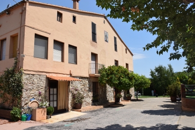 Façana de la Masia Can Sala