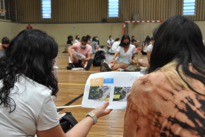 Un moment de la sessió d'acollida de l'equip educatiu del Casal de Vacances