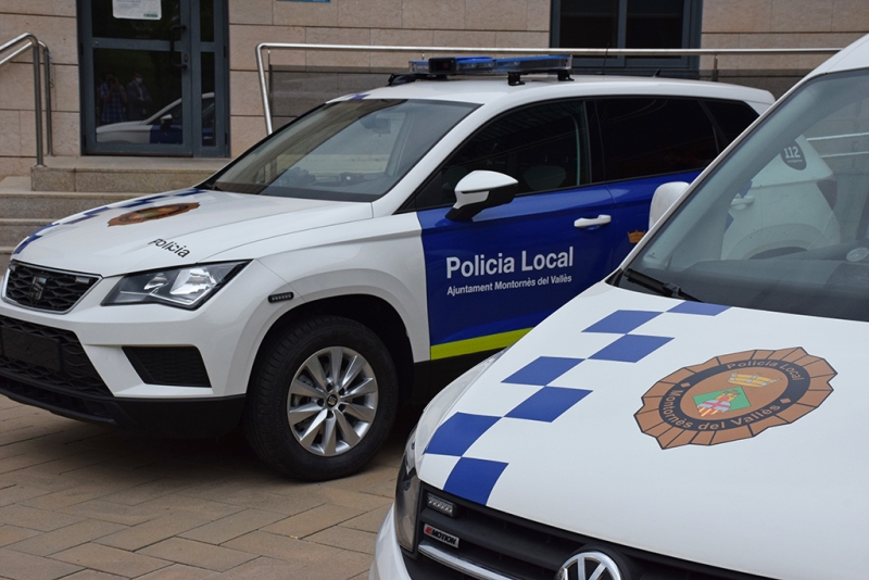 Vehicles de la Policia Local de Montornès