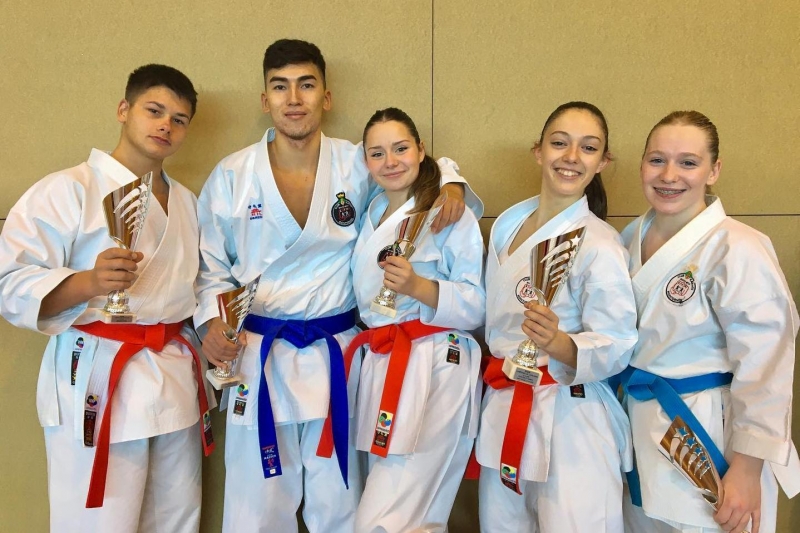 Participació del Club Karate Montornès al Campionat de Catalunya d'aquest cap de setmana. (imatge: CK Montornès)
