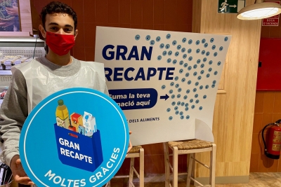 Persones voluntàries al Gran Recapte (imatge: Gran Recapte d'Aliments).