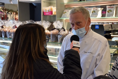 El pastisser local Jaume Viñallonga Mas, en una entrevista amb Ràdio Montornès.