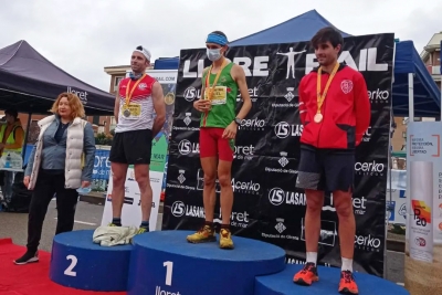 Podi del Campionat de Catalunya de Trail a Lloret de Mar. (imatge: Club Atletisme Montornès)