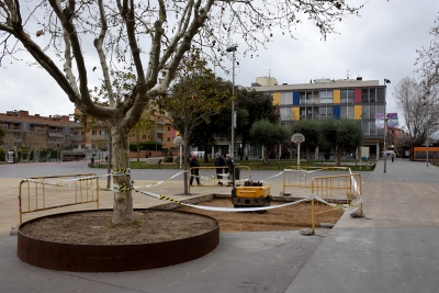 Treballs a la plaça de Pau Picasso