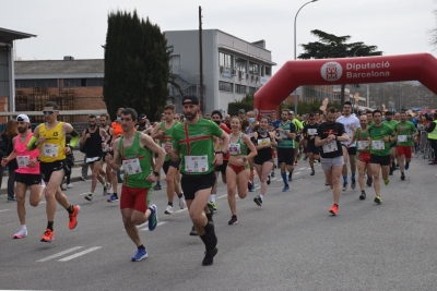 La sortida de la Mitja Marató i la cursa dels 6 km.