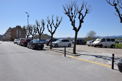 Millores a l'aparcament que hi ha a la intersecció entre els carrers de Federico García Lorca i del Vallès.