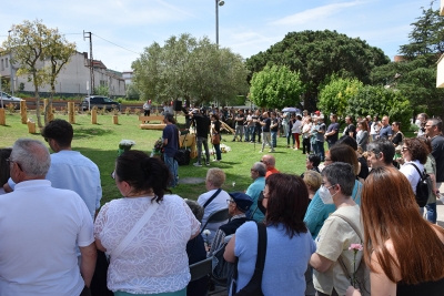 Al voltant de 250 persones van assistir a la presentació del Memorial Covid-19.