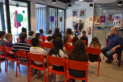 Visita de la cooperativa de l'Escola Palau d'Ametlla a l'Sputnik Gastrobar.