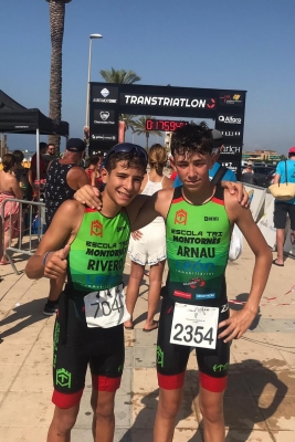 Pau Rivero i Arnau Pérez després de competir al X Aquatló de Cunit. (imatge: Club Triatló Montornès)