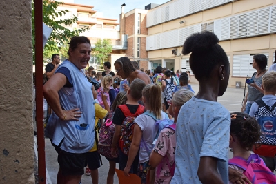 Moment d'entrar a l'Escola Sant Sadurní.