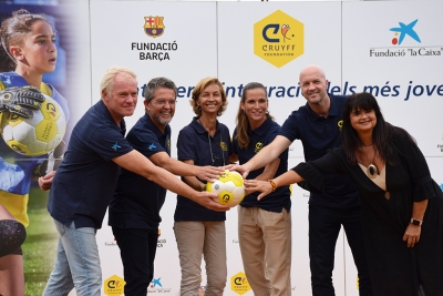 D'esquerra a dreta: Xavier Bertolín, José A. Montero, Susila Cruyff, Laia Codina, Jordi Cruyff i Marta Segú.