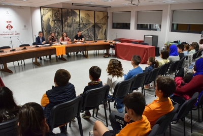 Un moment de la constitució del Consell d'Infants del curs 2022-23.