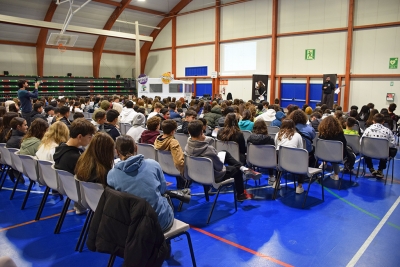 Exposició de propostes a l'Assemblea Jove de 12 a 17 anys.