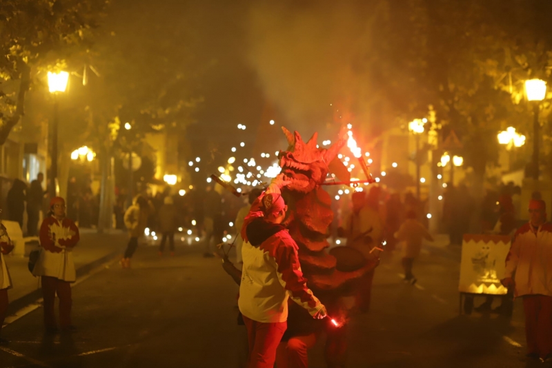 26/11/2022 - El Drac Ceballot al Sant Correfoc