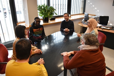 Un moment de la recepció de les dues persones contractades.