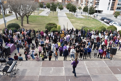 Percussió corporal: "Cada dia és 8 de març. Montornès Feminista"