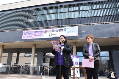 Lectura del manifest a càrrec de la regidora de Polítiques d'Igualtat, Ana M. Madrona