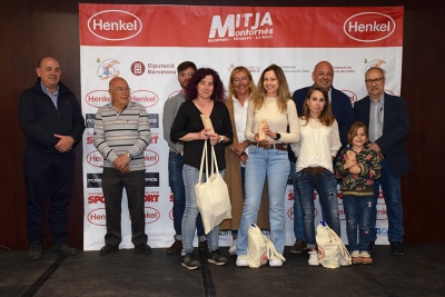 Silvia Cedillo, Núria Carbonell i Grace Puertas, tres de les millors atletes locals de la Mitja 2023.