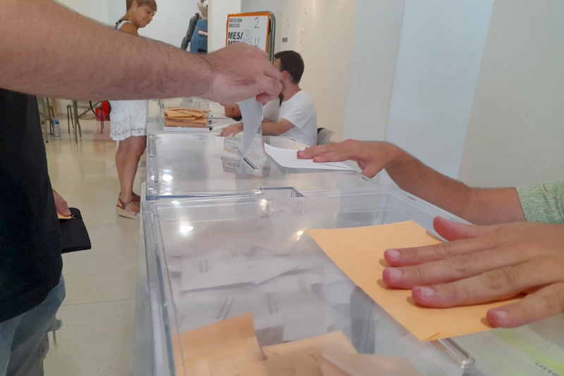 Local de votació a l'Espai Cultural Montbarri