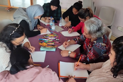 Taller “Cuidar-se per cuidar", a càrrec de la cooperativa Mujeres Pa'lante.