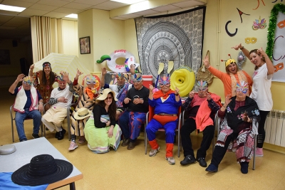 Carnaval al menjador social del Casal de la Gent Gran Nord.