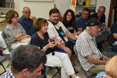 Part del públic va intervenir en l'acte.