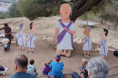 Representació de l'espectacle "L’última història de la història de Juli Cèsar".