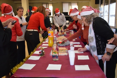 Un moment de l'aperitiu de Nadal.