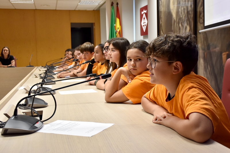 Un moment de la roda de premsa del Consell d'Infants.