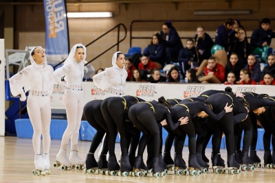 Un moment de l'actuació de les montornesenques. (imatge: Federació Catalana de Patinatge)