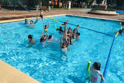 Moment de piscina al Casal de Lleure.