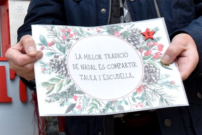 La frase del dia 2 està dedicada a un altre plat imprescindible del Nadal: l'escudella.