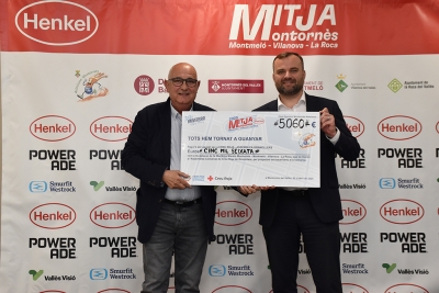 Entrega del xec solidari a la Creu Roja de Granollers a mans de Henkel Ibérica.