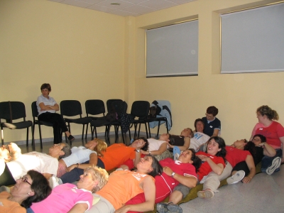 El Casal de Cultura va acollir el taller de riureteràpia organitzat pel departament de Serveis Socials