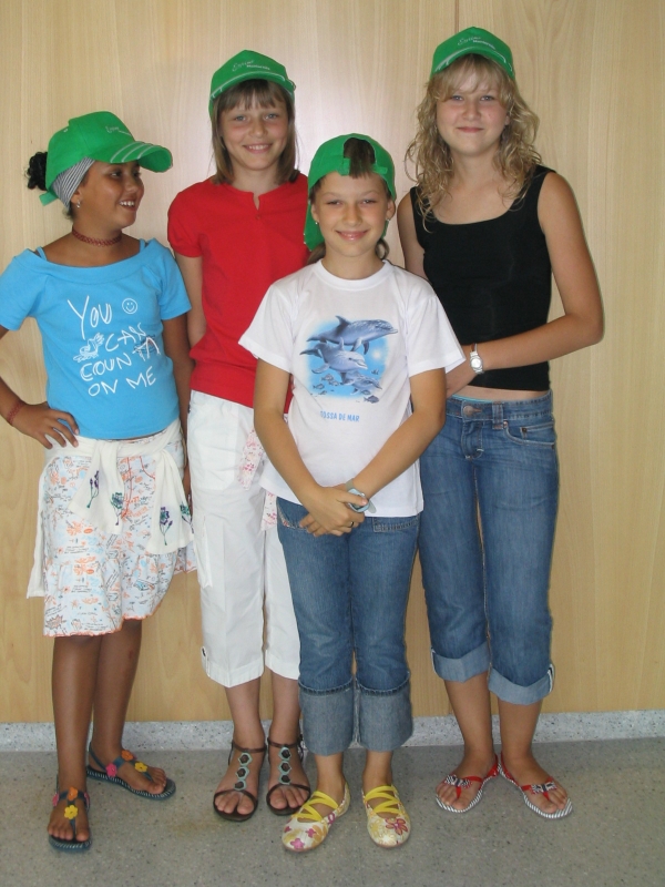 Nenes acollides per famílies de Montornès