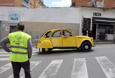 Els vehicles van fer una ruta pels carrers del poble.