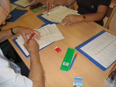 La metodologia s'ha complementat en aquesta edició del taller amb jocs i elements gràfics com els dibuixos