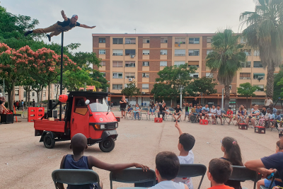21/06/2026 - Circ a la plaça.