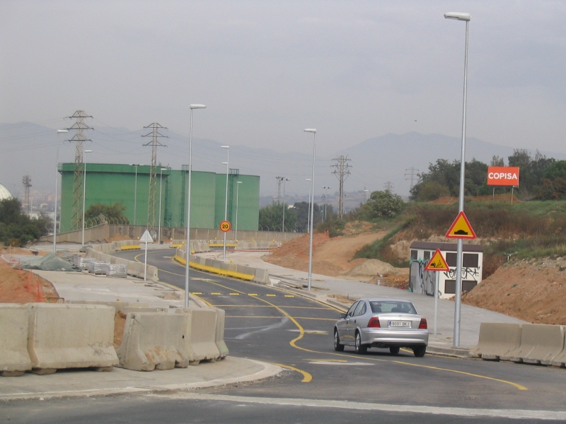 Obertura al trànsit del carrer de Can Parellada