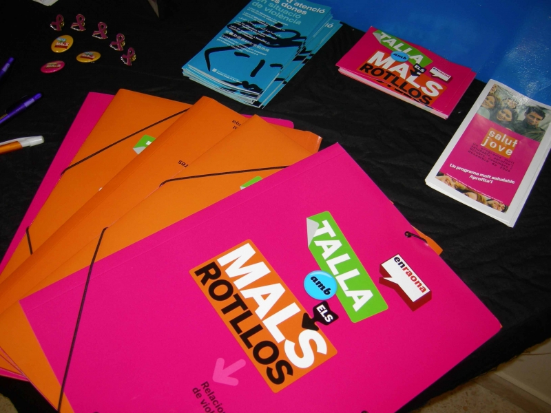 Material de la campanya "Talla amb els mals rotllos"