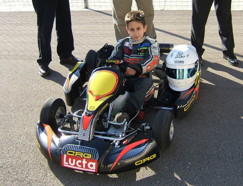 Alex Molina, en la presentació del seu kart amb el nom del nou patrocinador